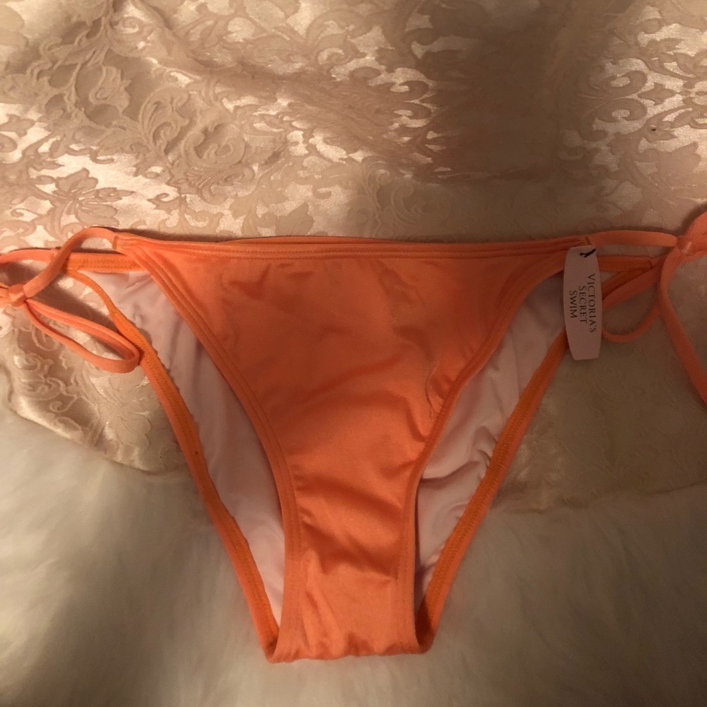 Victoria's secret bikini bottom